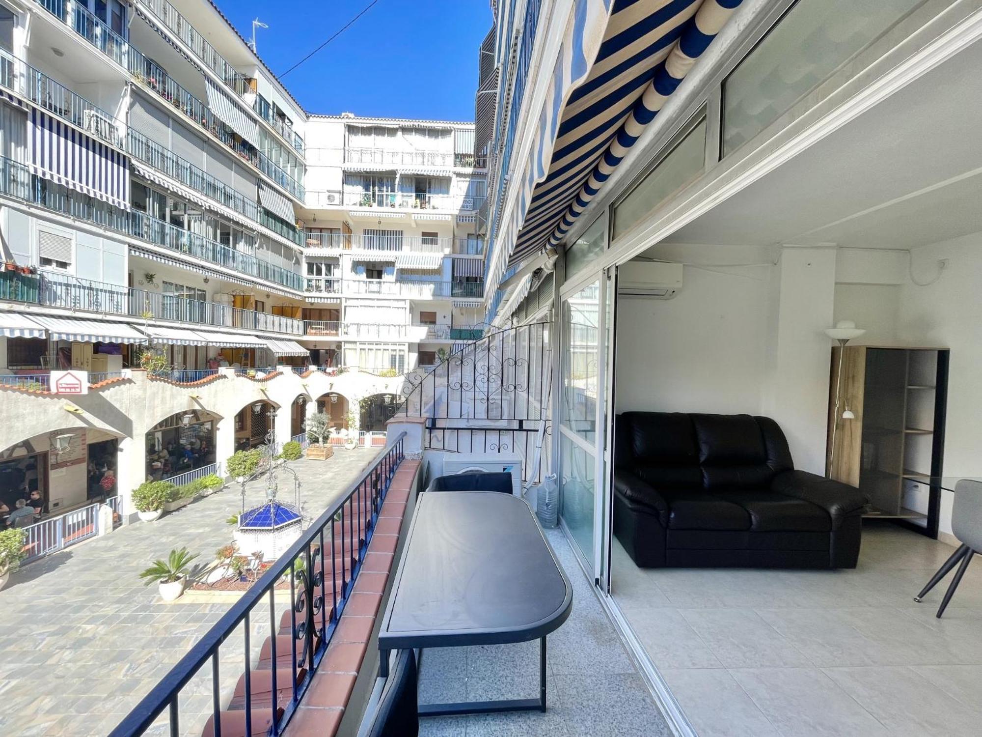 Apartment In Benidorm City Center Bagian luar foto