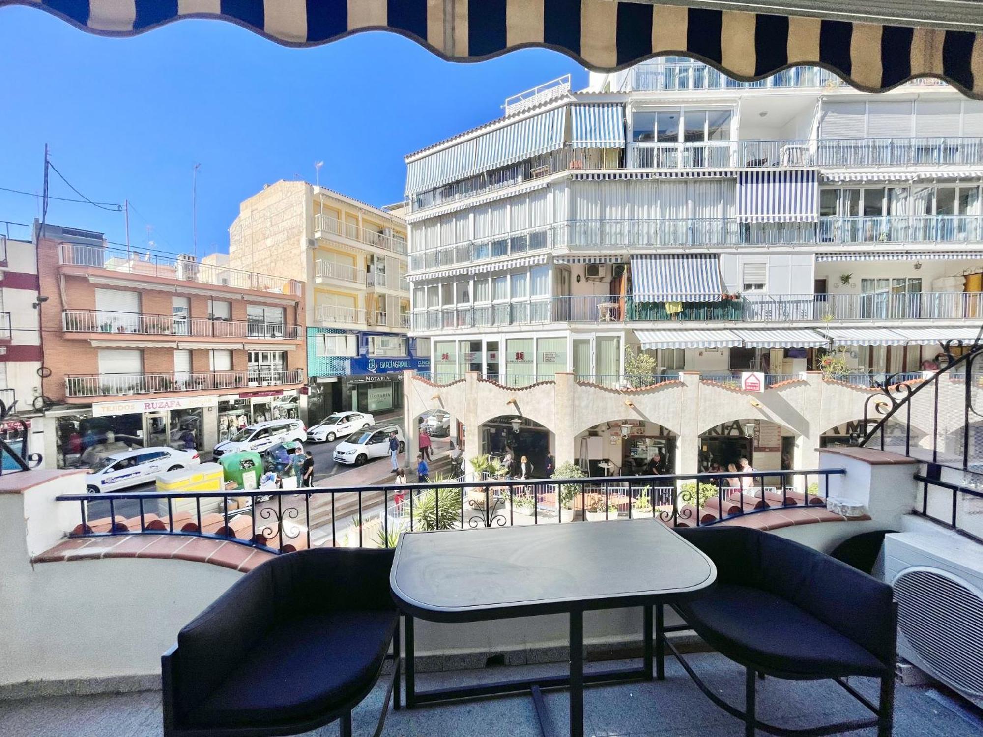 Apartment In Benidorm City Center Bagian luar foto